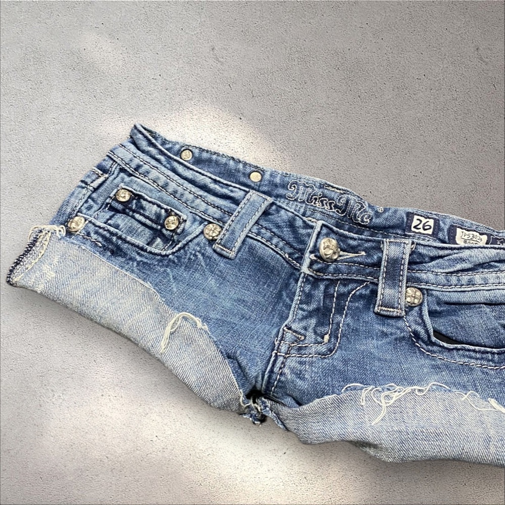!! SOLD DO NOT BUY !! Miss Me Ultra Low Rise Micro Denim Shorts - Picture 5 of 6